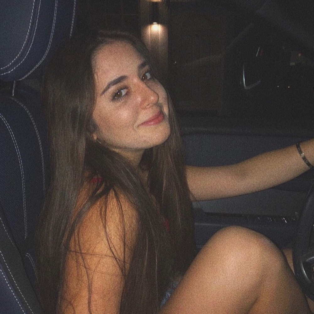 Meet your Posher, Maria